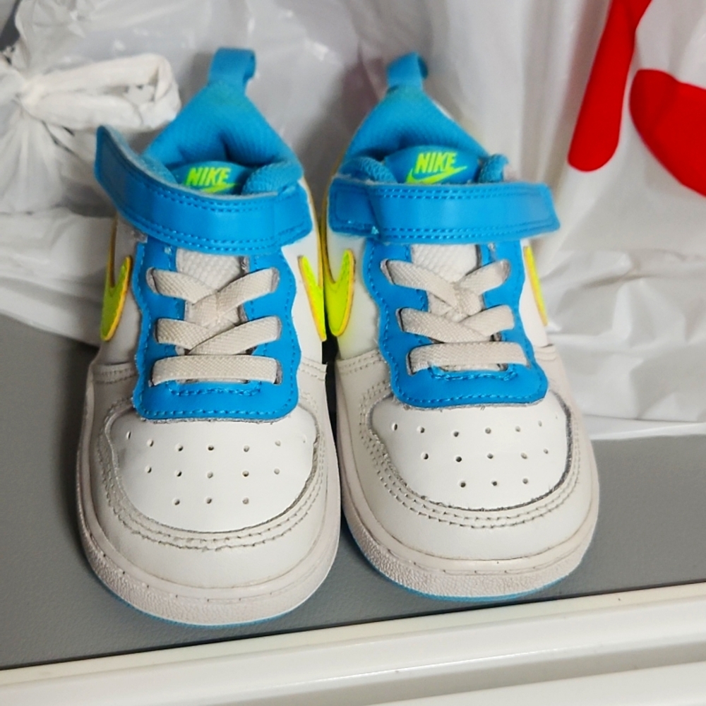 Nike
